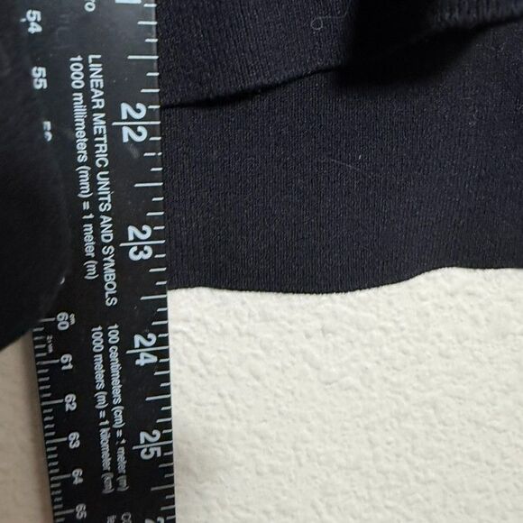 MM Lafleur Sweater Women's Medium Black Knit Round Neck Pullover Solid - Picture 5 of 8